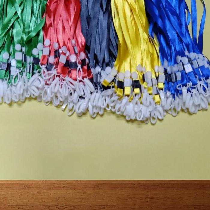 

Tali id kilap 1cm pengait plastik isi 100pcs ~
