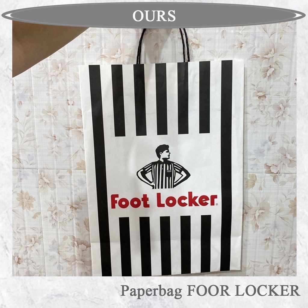 

PAPERBAG SEPATU FOOT LOCKER