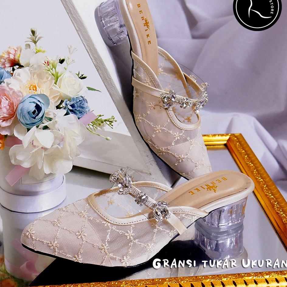 Jual Sepatu wedding shoes hak heels hils tapak tumit tahu kaca payet brokat putih hitam hantaran ses