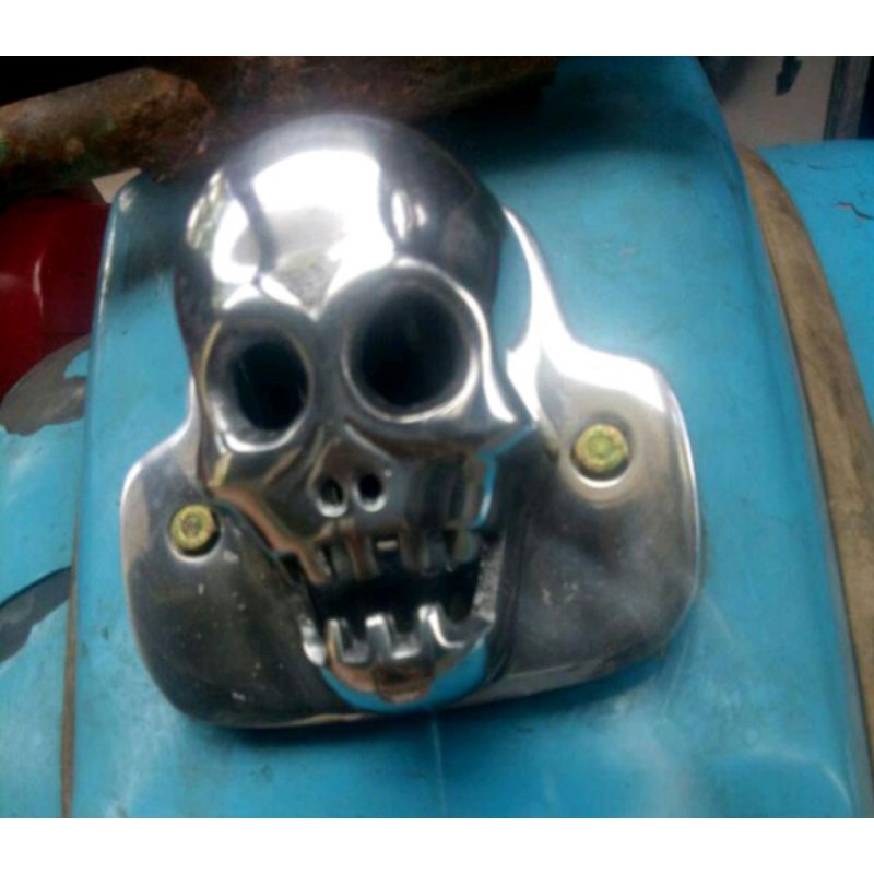MURAH  STOPLAMP VESPA TENGKORAK lampu belakang vespa