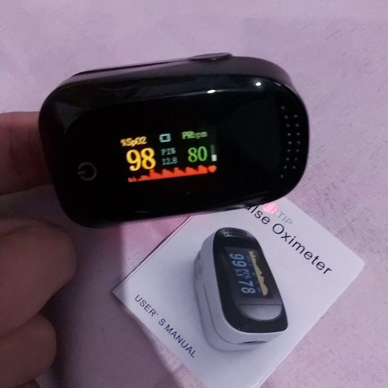 Fingertip Pulse Oximeter Portable Alat Ukur Oksigen dan Detak Jantung