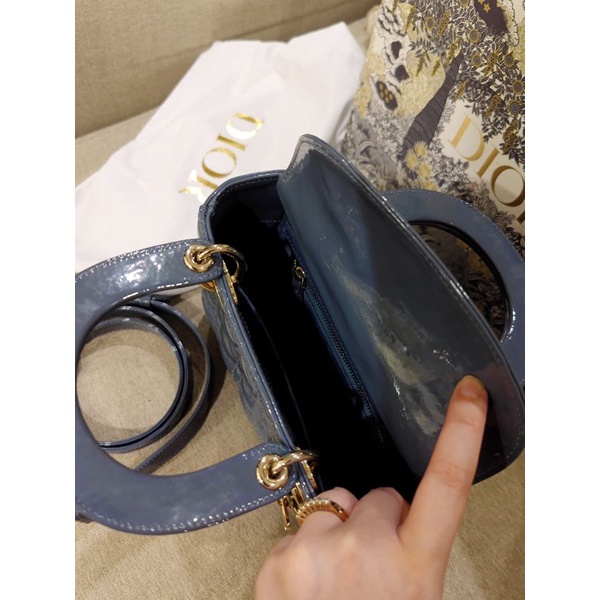 l4dy d10r mirror dior sling bag