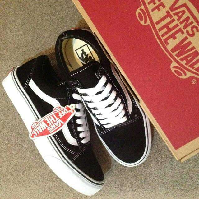 size 40 vans