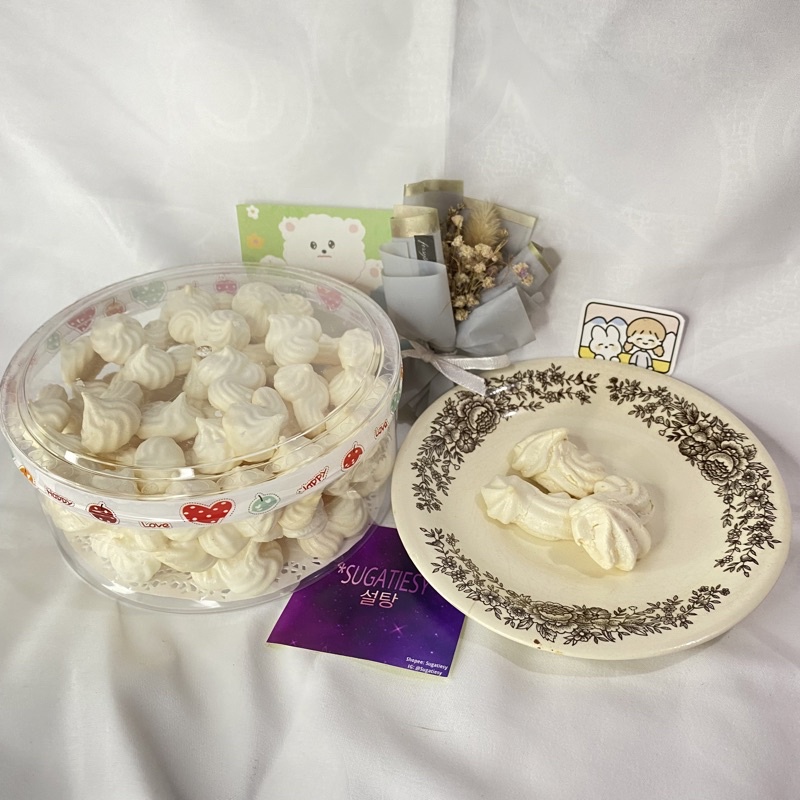 

Maringue Cookies White Vanilla (Read Deskripsi)