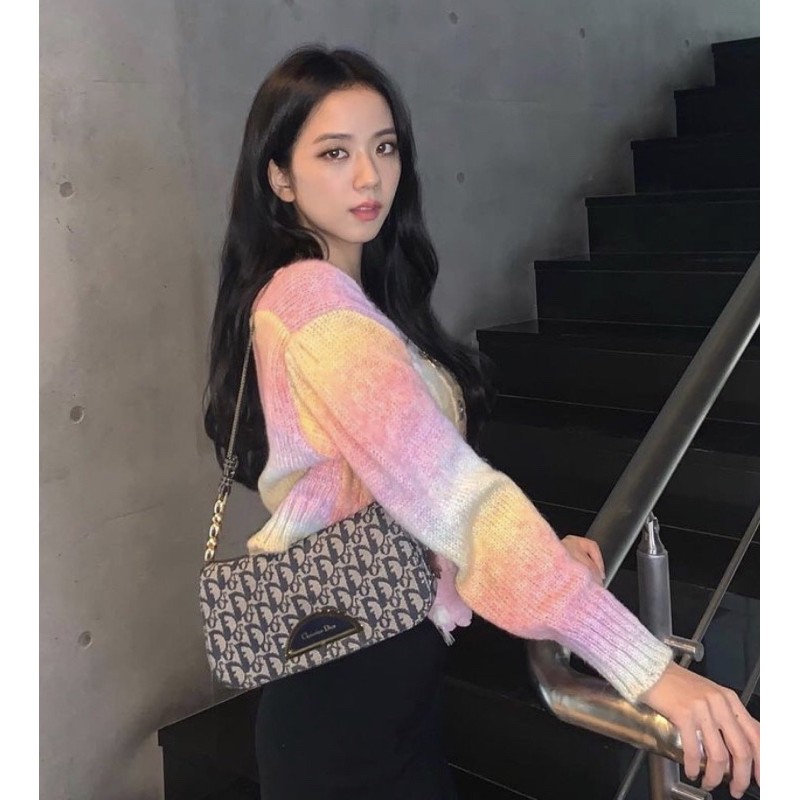 RAINBOW KNIT JISOO CROP CARDIGAN