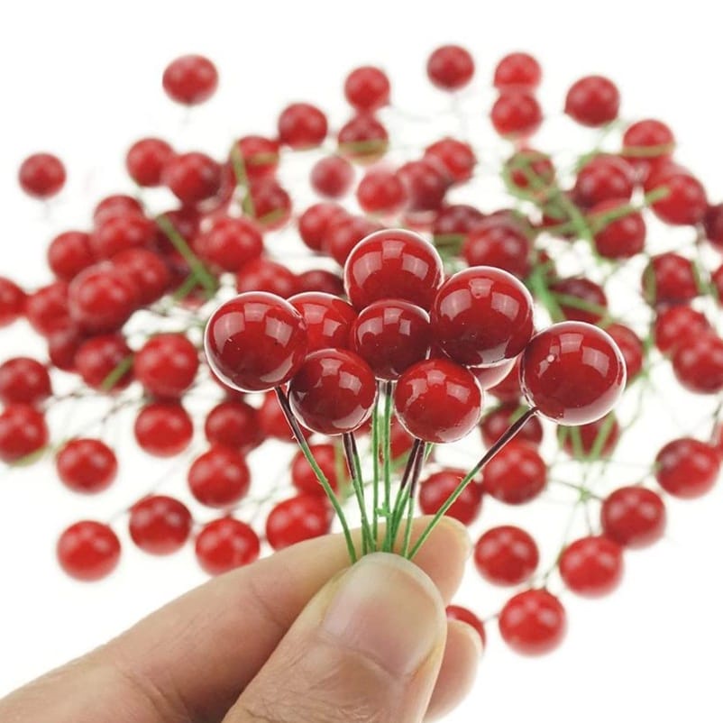 50pcs Ornamen Buah Cery Untuk Dekorasi / Ornamen Buah Berry Untuk Hiasan