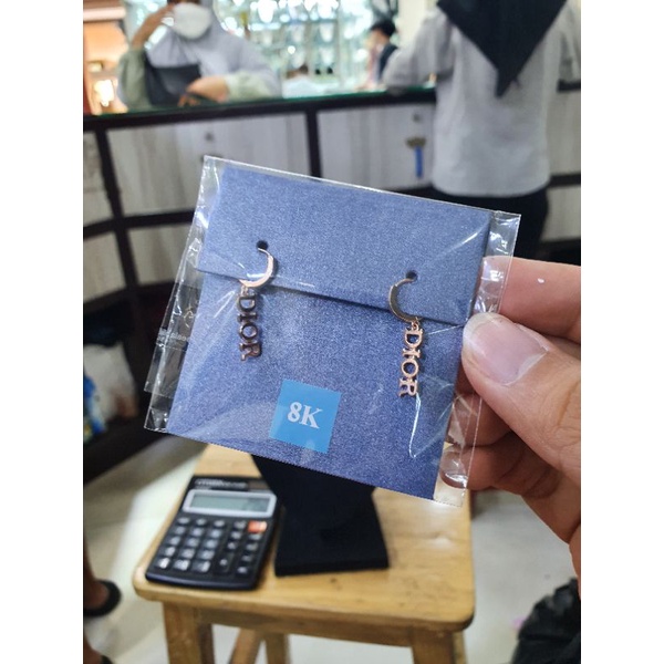 anting jepit bulat gantung d* emas