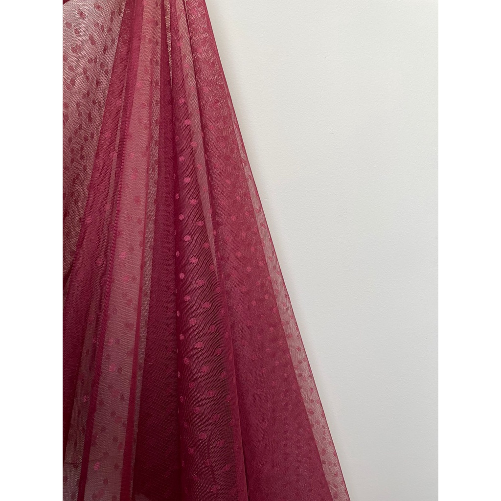 Bahan Kain Tile Tille Tule Tulle Dot Dotty Warna Merah Maroon Marun