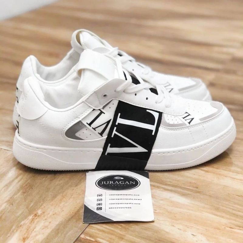 Valentino Garavani VL7N Sneaker &quot;White Black&quot;