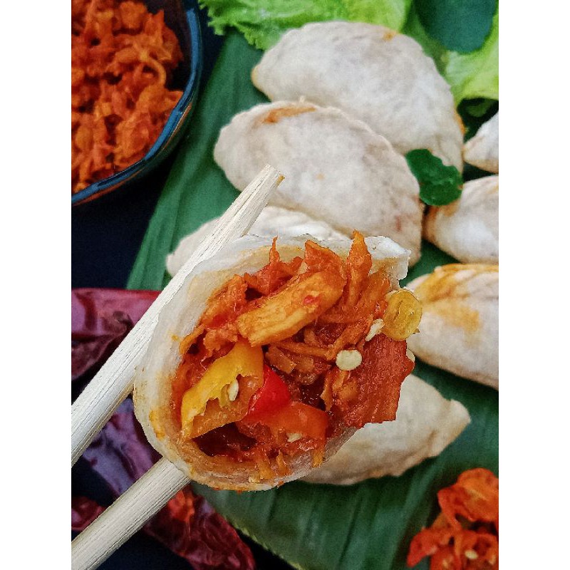 

cireng isi ayam pedas