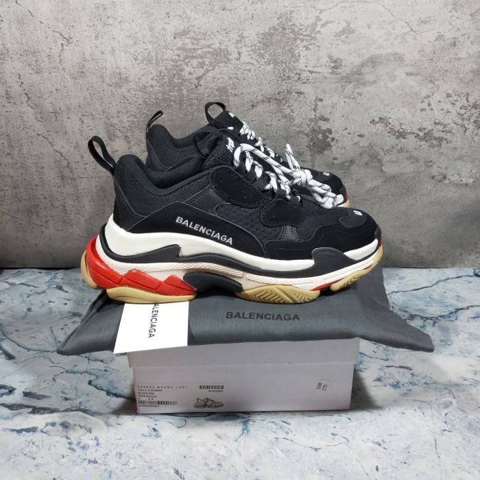 SEPATU BALENCIAGA TRIPLE S ORIGINAL QUALITY - Hitam, 37