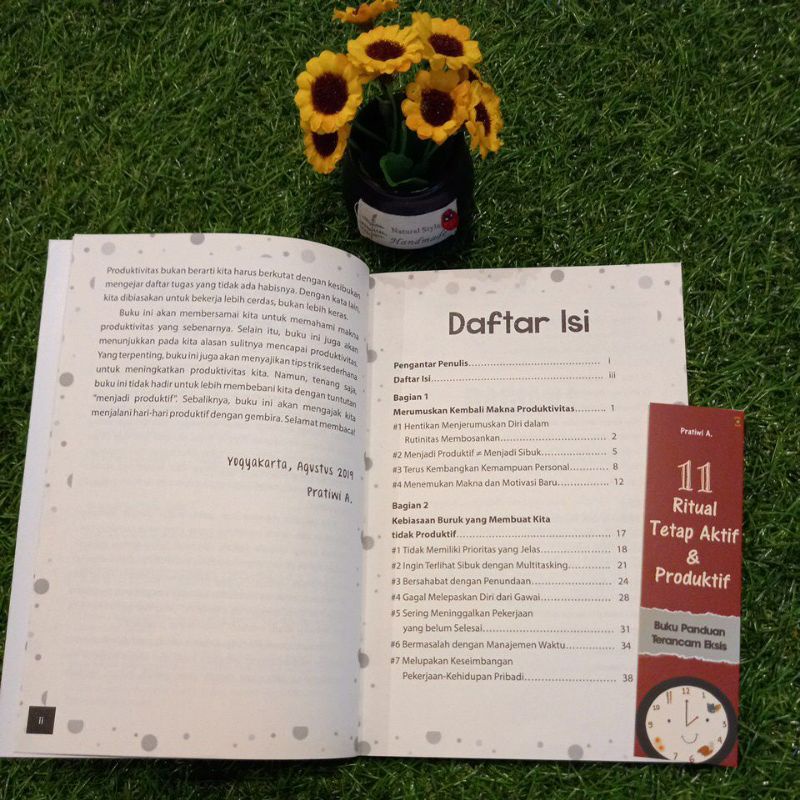BUKU MOTIVASI - 11 Ritual Tetap Aktif dan Produktif; Buku Panduan Terancam Eksis - BUKU INSPIRASI-3