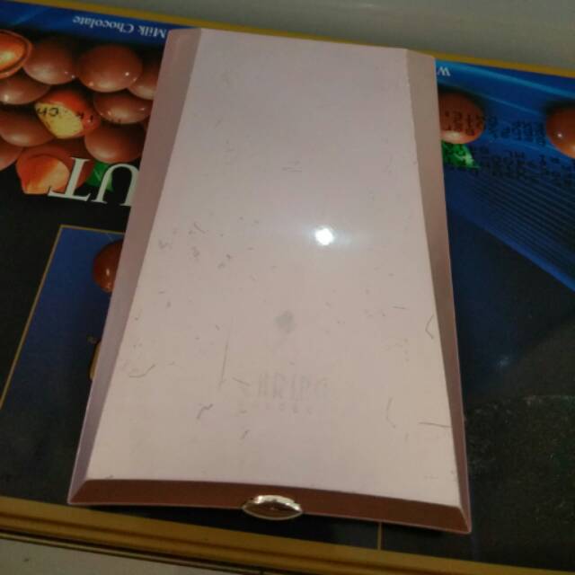 Bedak caring colours preloved