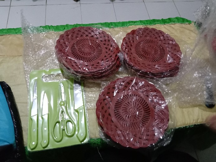 Cjb  1pcs Piring Rotan Plastik Anyam Piring Plastik / 1pcs Piring Penyetan