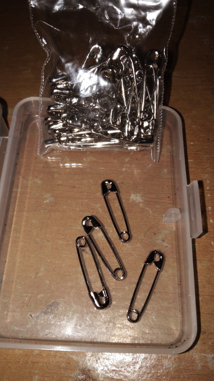 Peniti Premium Newey Silver Size Kecil Bagus Kuat Tebal Tajam