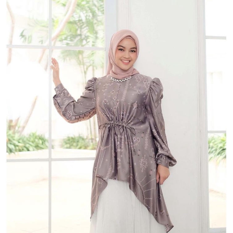 Semesta Tunik Dove M by Vanilla Hijab