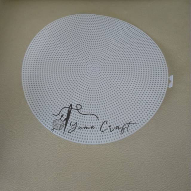 Plastic canvas bulat