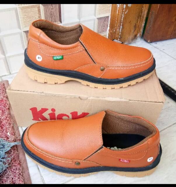 Sepatu kulit pria slipon kulit asli bisa buat kerja maupun santai nyaman dipakai