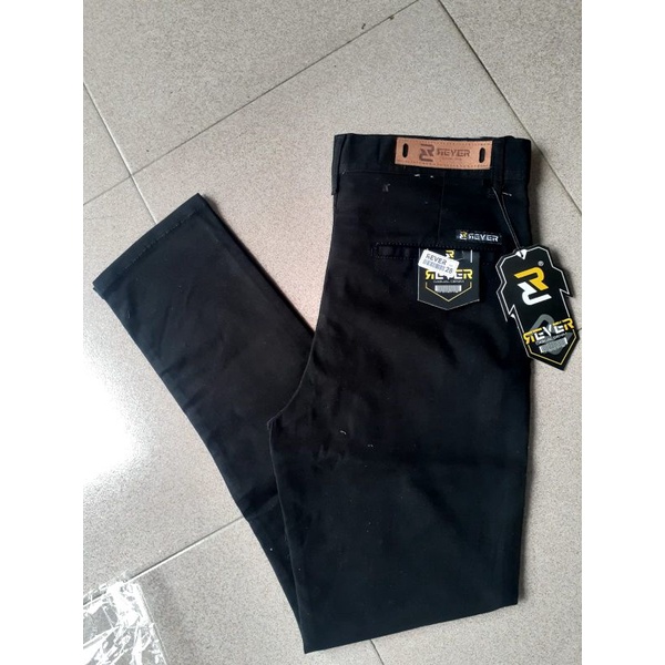 CELANA CHINOS PANJANG SUPER PREMIUM BRAND MEREK