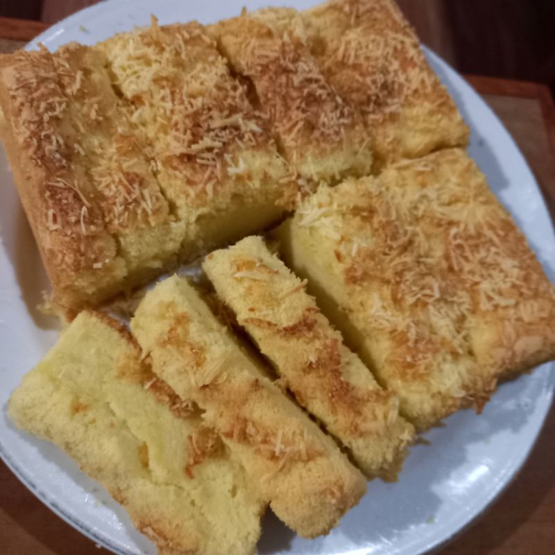 

BOLU PANGGANG KEJU