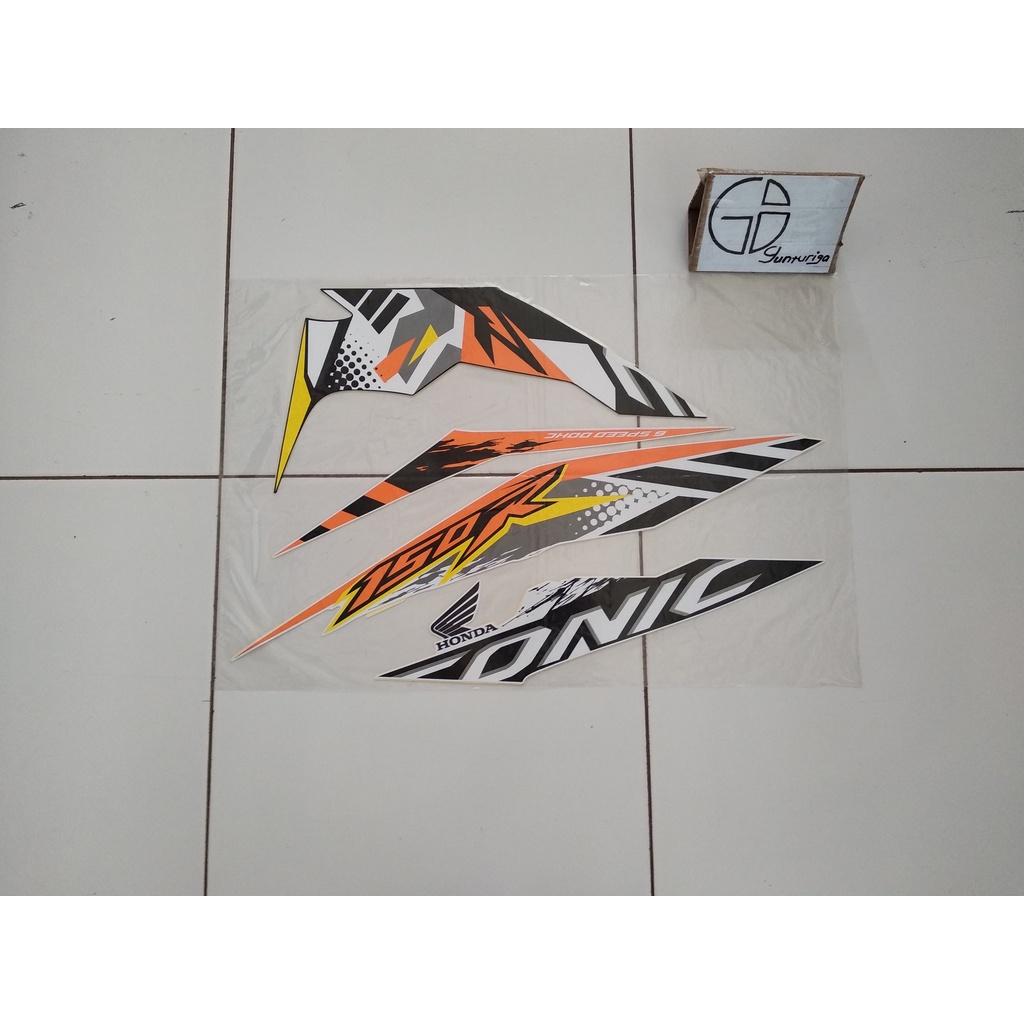Striping Sticker Lis Honda Sonic 150 r 2016 2017 Hitam Putih Original