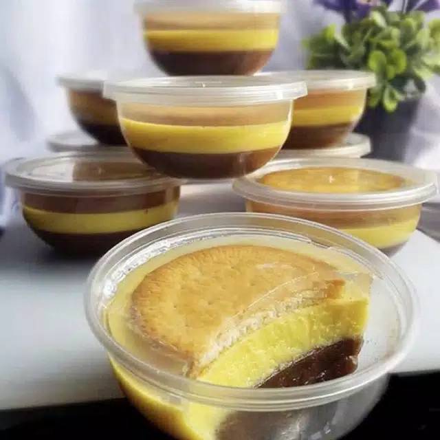 Pudding Marrie Regal 3 layer 200ml isi 10 cup
