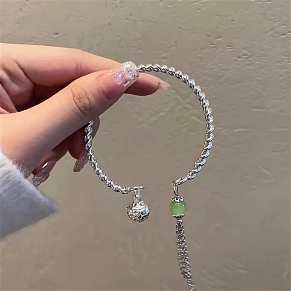 【COD Tangding】Gelang Kawat Dengan Liontin Lonceng Untuk Wanita