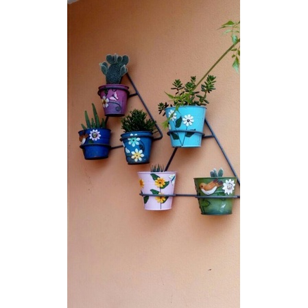 Rak / holding pot bunga bentuk segitiga tempel dinding simpel minimalis