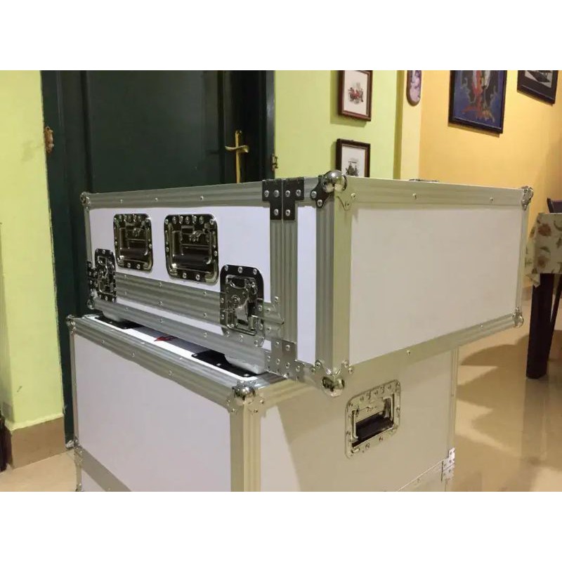 Hardcase mixer Midas M32r