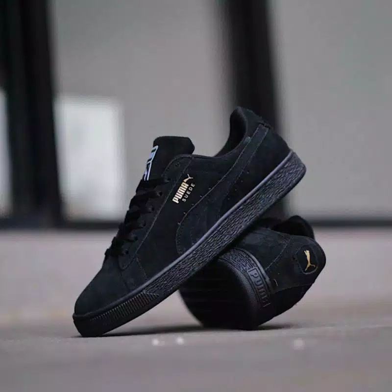 all suede pumas