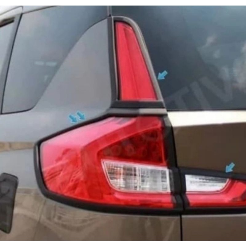 Paket Garnish Garnis Lis lampu belakang XL7 hitam blacktivo