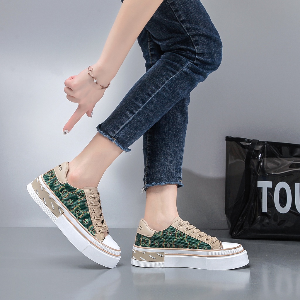 Sepatu Sneakers Wanita Import Sepatu Kuliah Keren Sepatu Hangout Modis Model Terbaru