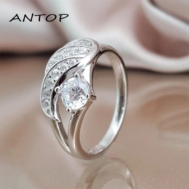 Cincin Desain Sayap Malaikat Aksen Berlian Zirkon