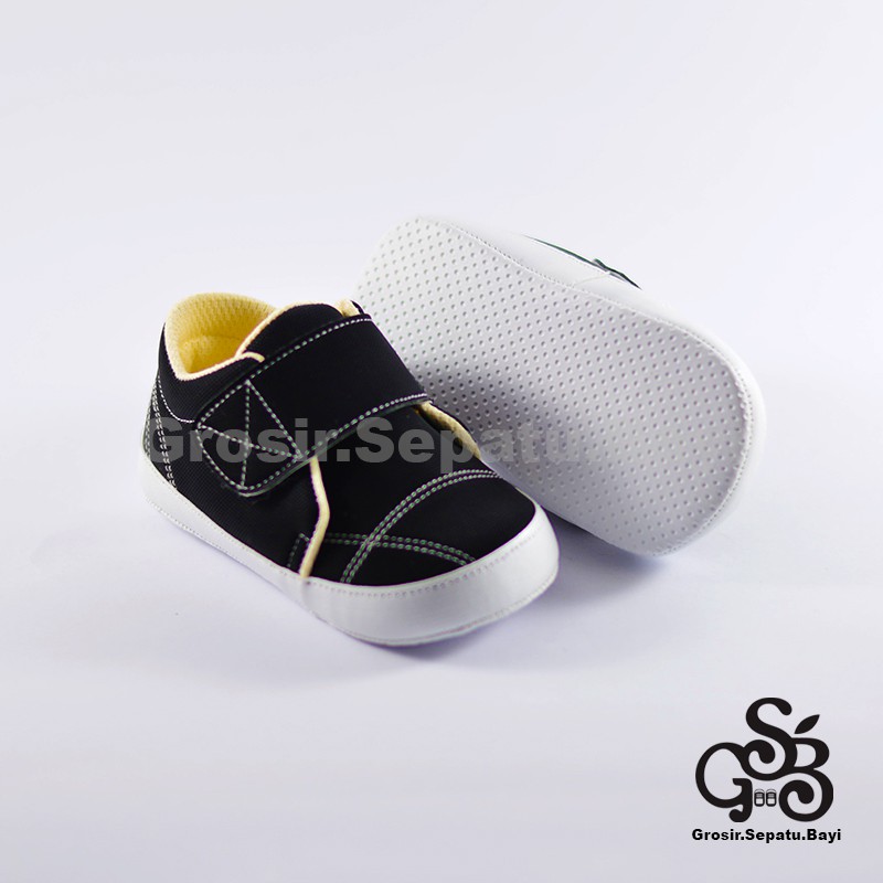 sepatu bayi baby shoes prewalker laki laki umur 2 sampai 14 bulan simple classy warna hitam