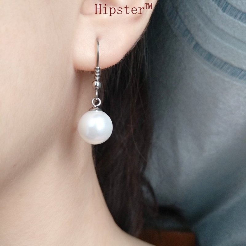 New Perfect Circle Natural Pearl Short Simple and Elegant Earrings