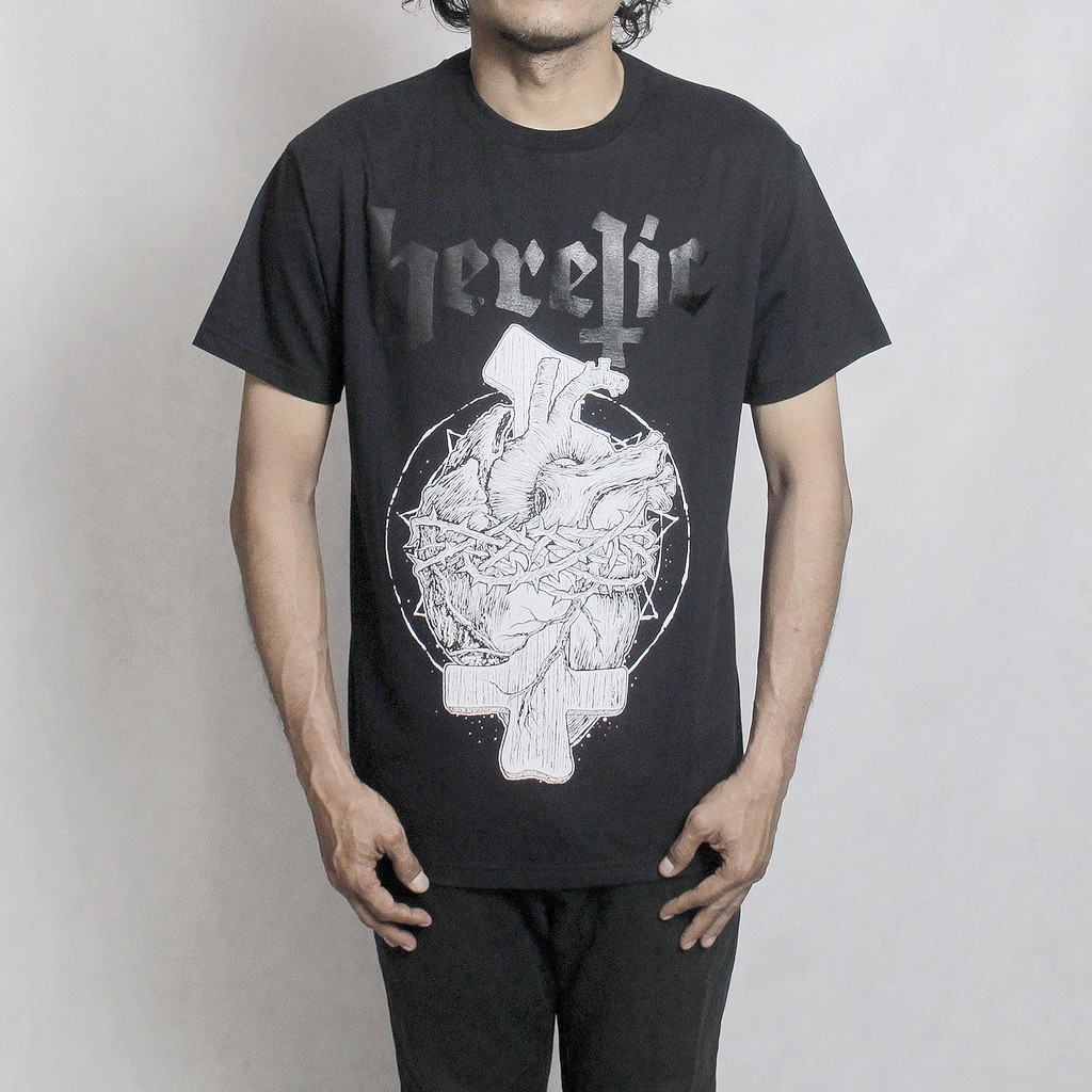 Heretic - T-Shirt - Thorn Heart