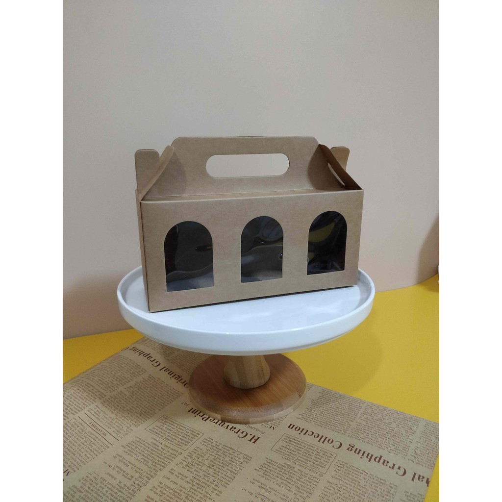 

Box Kue Kotak Kraft Cookies Handle 20 X 7 X 9 CM