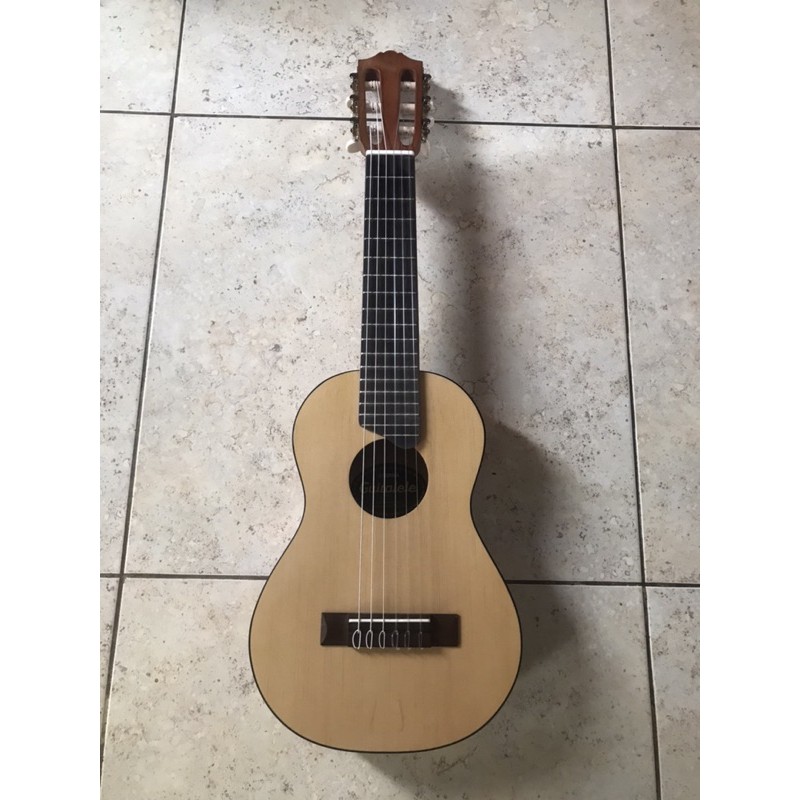 YAMAHA guitalele
