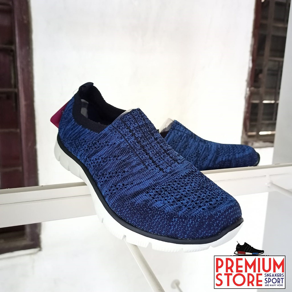 SEPATU SLIP ON SKECHERS EMPIRE WOMAN BLUE EMPI66