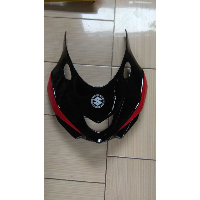 TOPENG DEPAN COVER LAMPU GSX150R