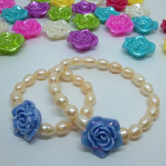 Gelang Bunga Couple Ibu dan Anak Mutiara Air Tawar Oval