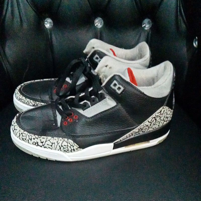 AJ retro 3 sepatu second branded