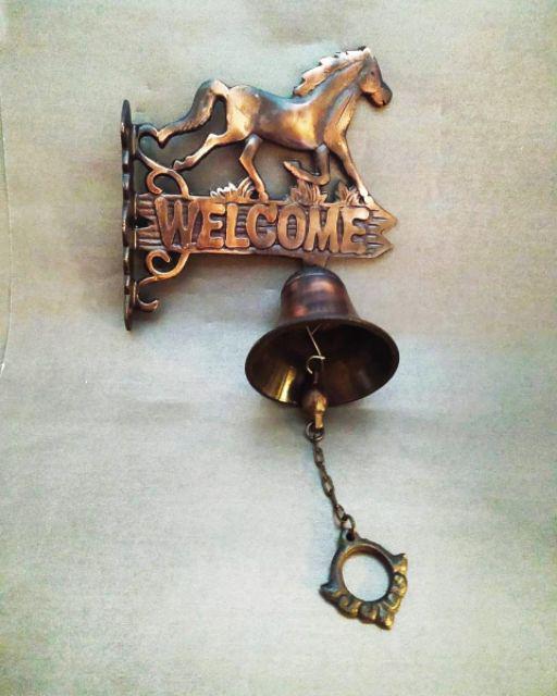 Tarikan Laci Kuningan Antik Motif Tulang Kecil