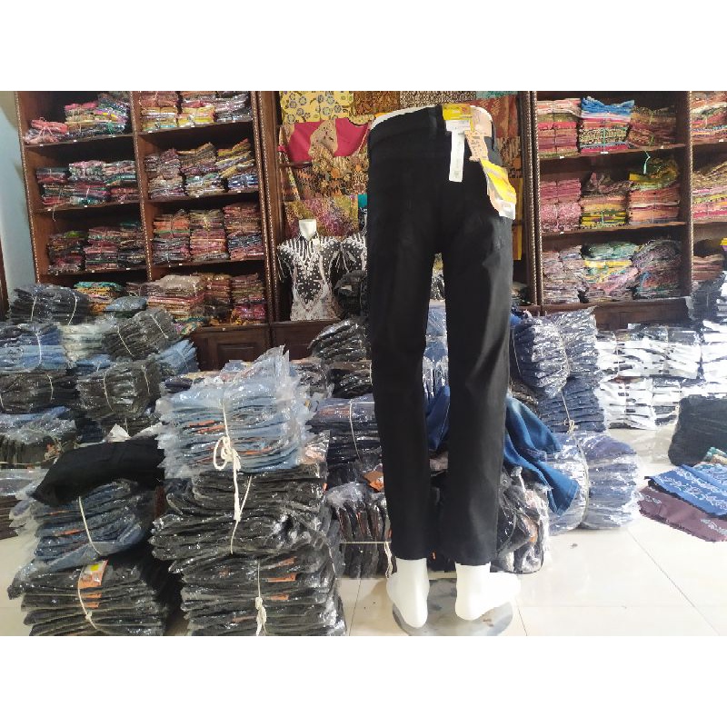 celana jeans pria slim fit celana jeans hitam pria celana jeans panjang pria celana jeans pria original celana jeans skinny pria jeans panjang pria celana jeans hitam celana jeans street jeans pria premium pensil