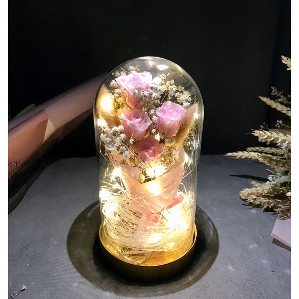 PRESERVED FLOWERS IN DOME 99