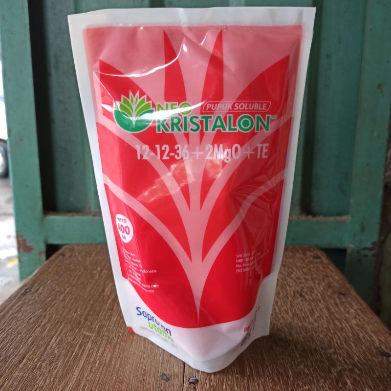 NEO KRISTALON MERAH 400 GR PUPUK SOLUBLE PAK TANI