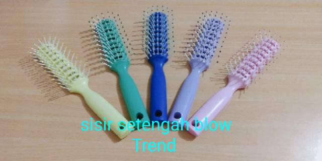 Sisir setengah blow Trend