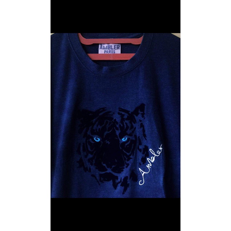 TSHIRT BY AMBLER PARIS