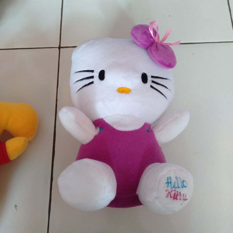 BONEKA HELO KITTY SIZE M [30CM]