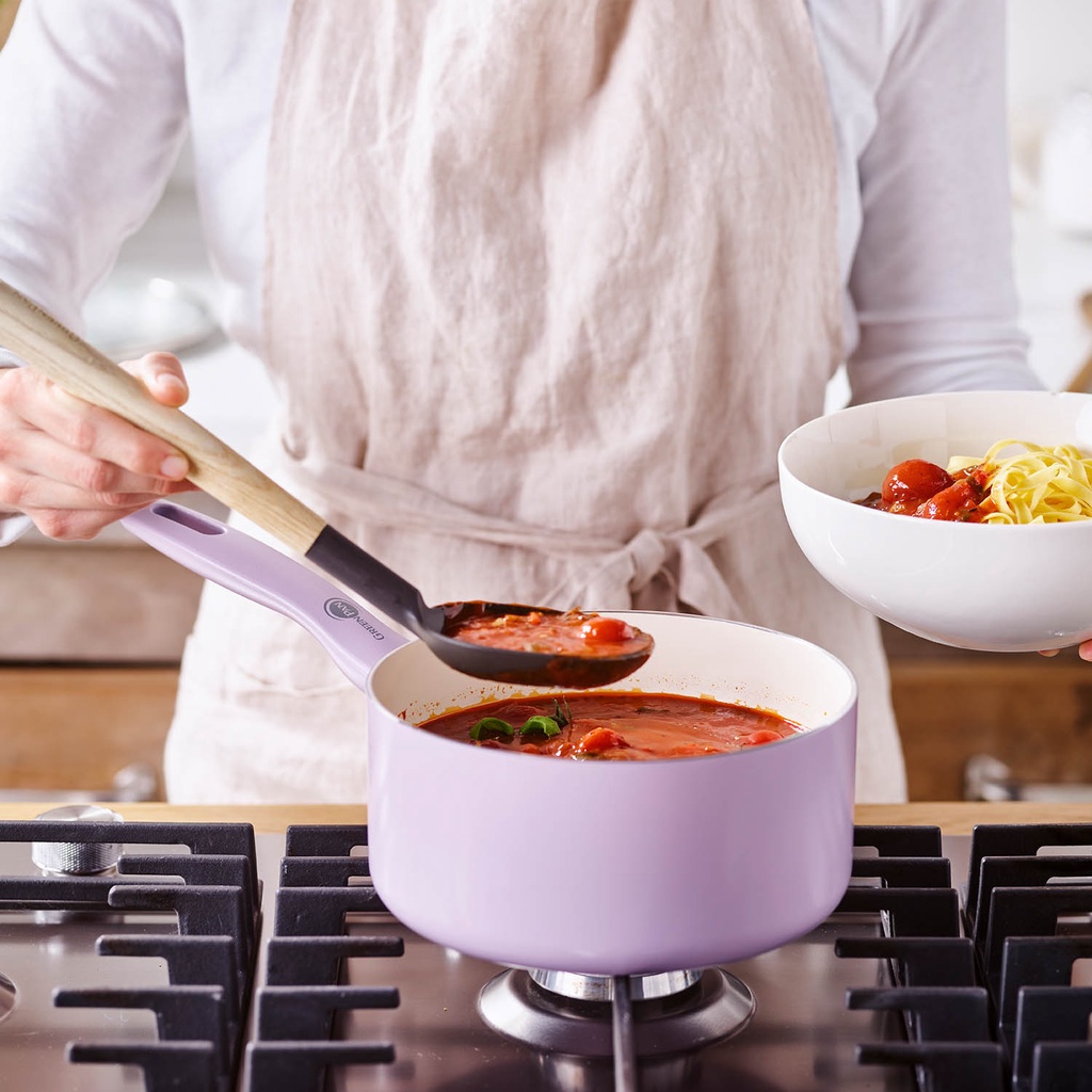 GreenPan Delight Lavender Covered Saucepan With Lid 18 Cm / 2.13 L